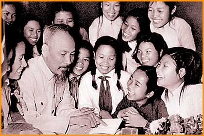 Thường xuyên Học tập và làm theo tấm gương đạo đức Hồ Chí Minh